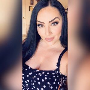 Meet your Posher, Suzy q